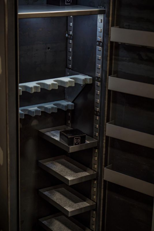 Franz Jäger Våpenskap 8/16 Mec Excl Raw 2026